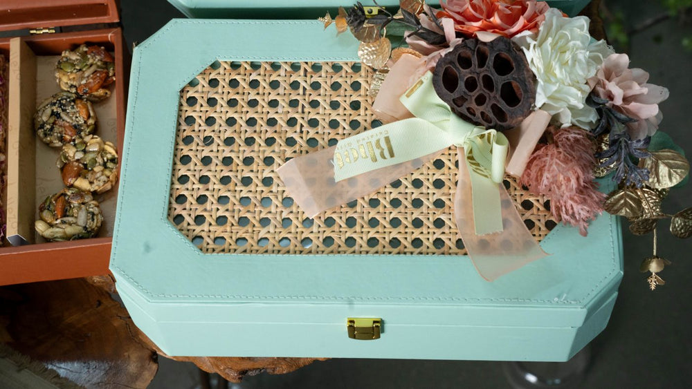 Hexa Cane Box