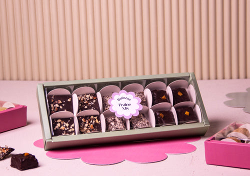 Praline Box (12 pieces)