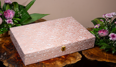 Classic Sugar & Spice Box