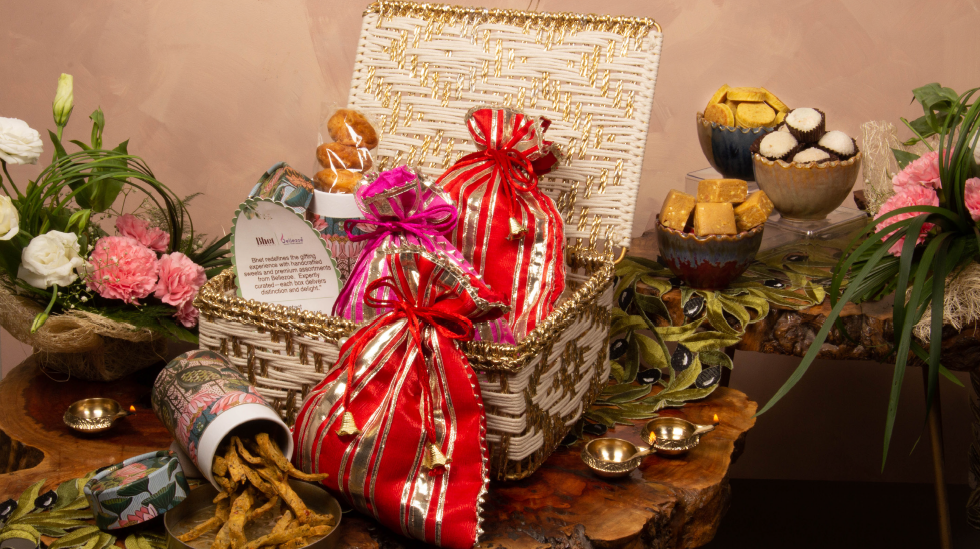 White n Gold Rope Basket